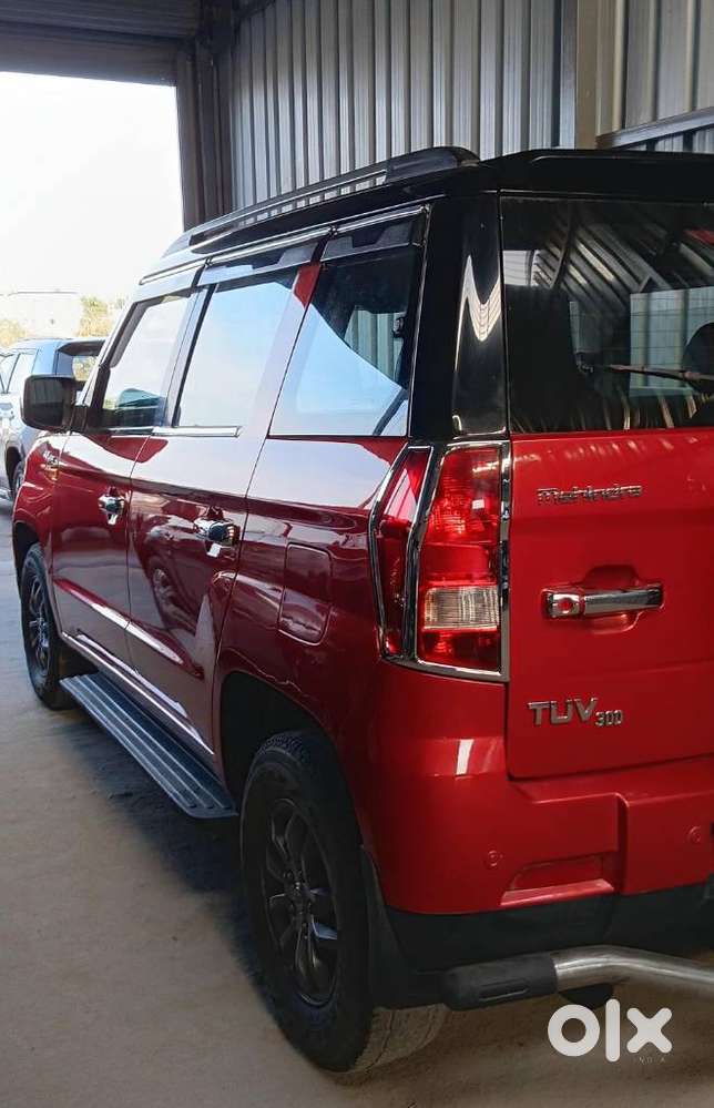 Mahindra Tuv 300 T10 Dual Tone, 2019, Diesel