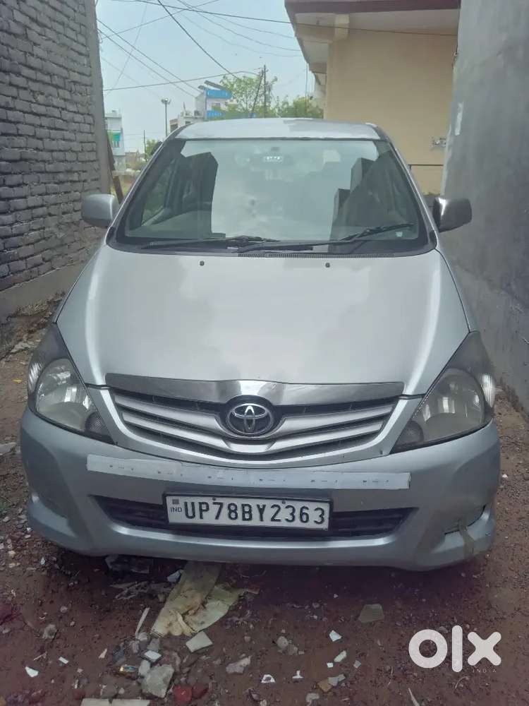 Toyota Innova 2010 Diesel 224000 Km Driven