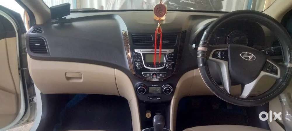 Nice Car Good Performance In Long Drive Good Malige 22 To 24