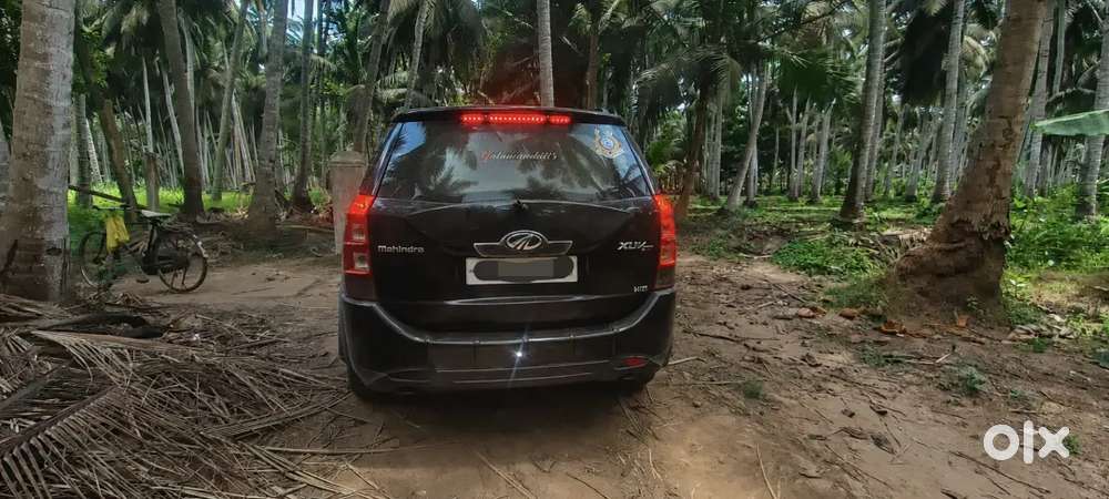 Mahindra Xuv500 2014 Diesel 130000 Km Driven