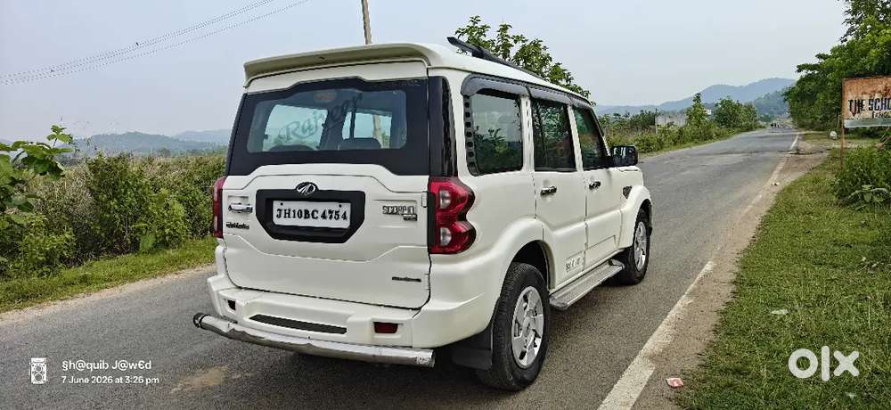 Mahindra Scorpio S4+