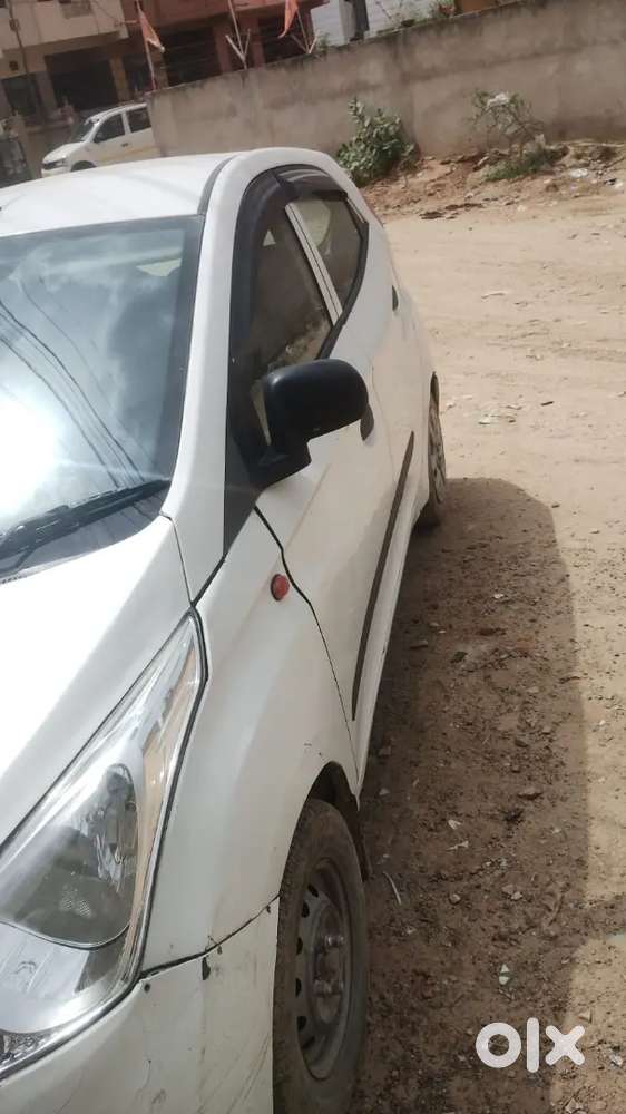 Hyundai Eon Magna 2013 Petrol