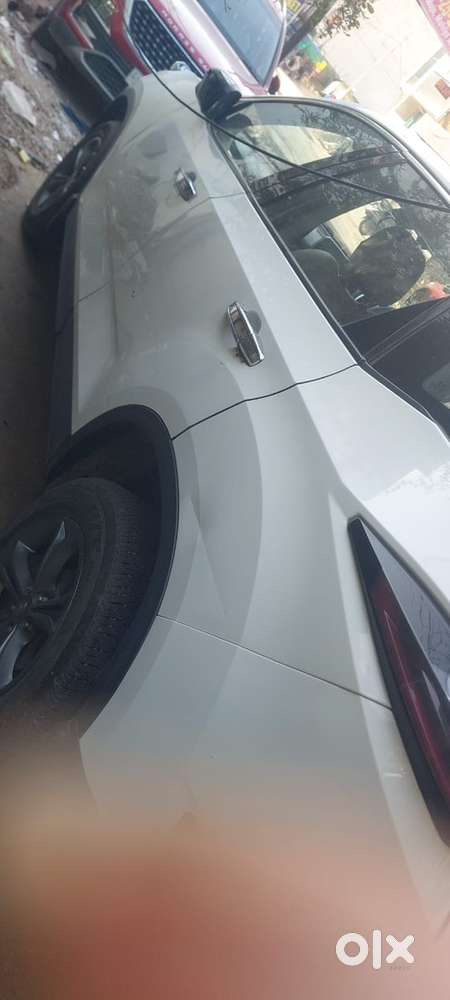 Tata Harrier; First Owner | Company Serviced | ₹9 Lakh