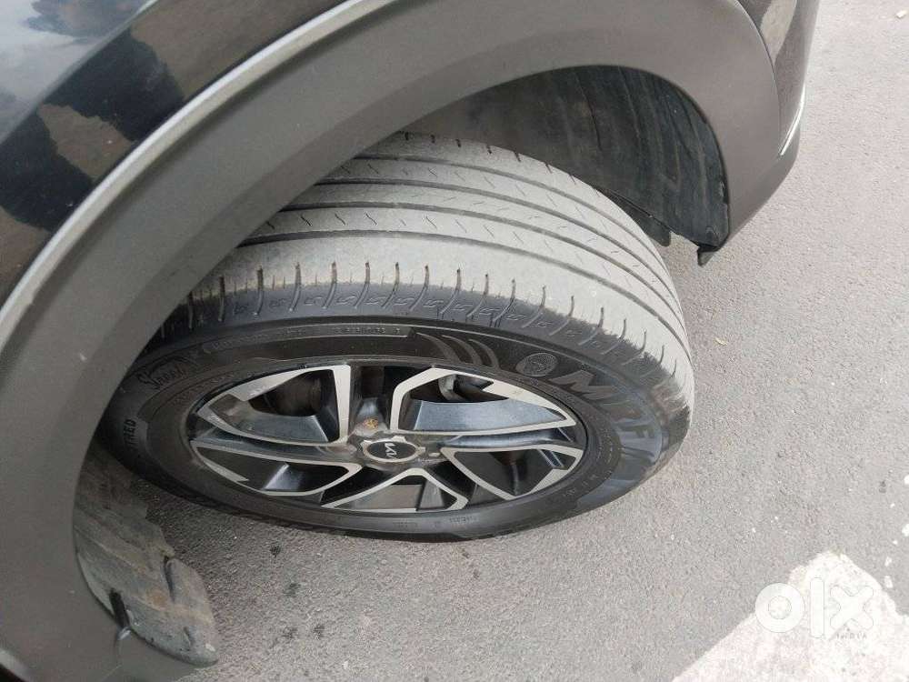 Kia Carens 1.4 Prestige Plus Turbo 7 Str, 2023, Petrol