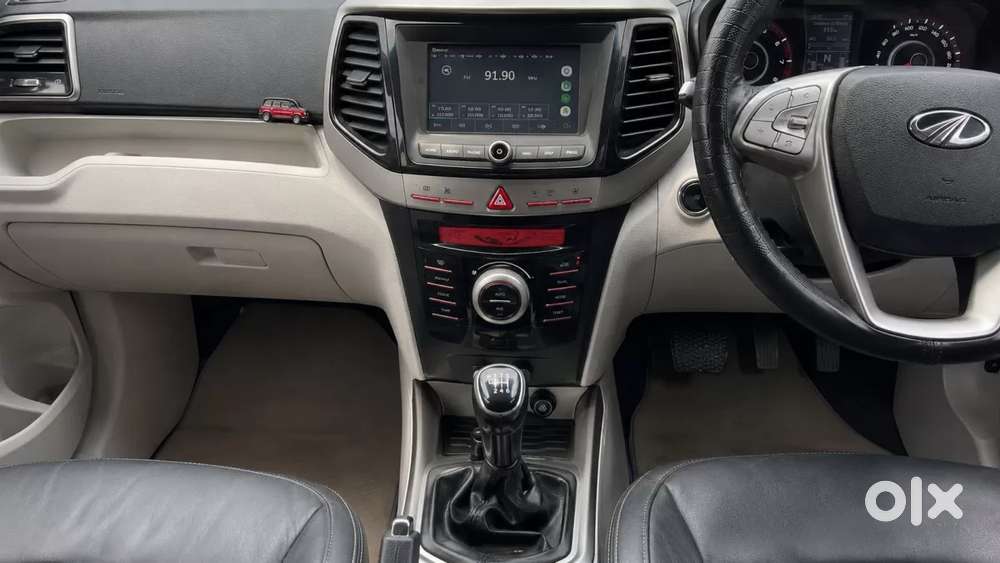 Mahindra Xuv300 W8, 2022, Petrol