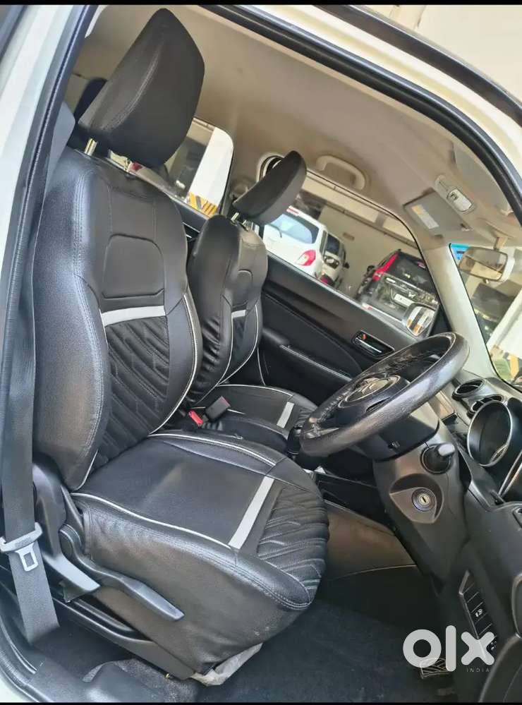 Maruti Suzuki Swift Vxi 2021