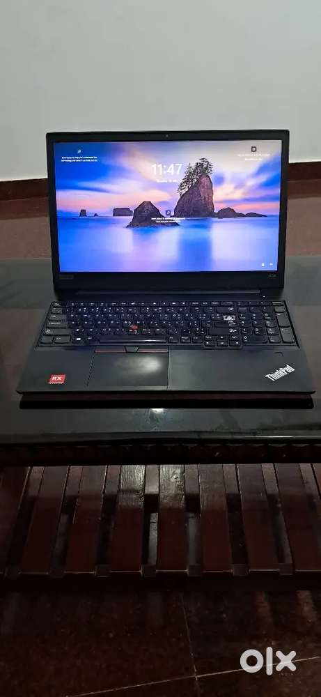 Lenovo ThinkPad E590 i7 8th Gen 8GB RAM 256GB SSD Windows 11
