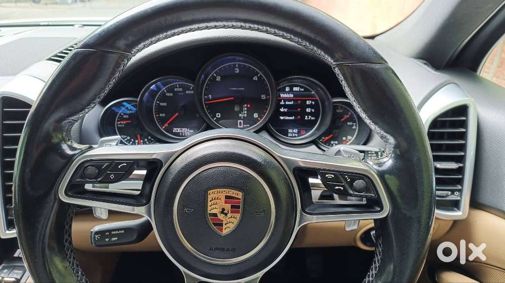 Porsche Cayenne 2016 Diesel Well Maintained