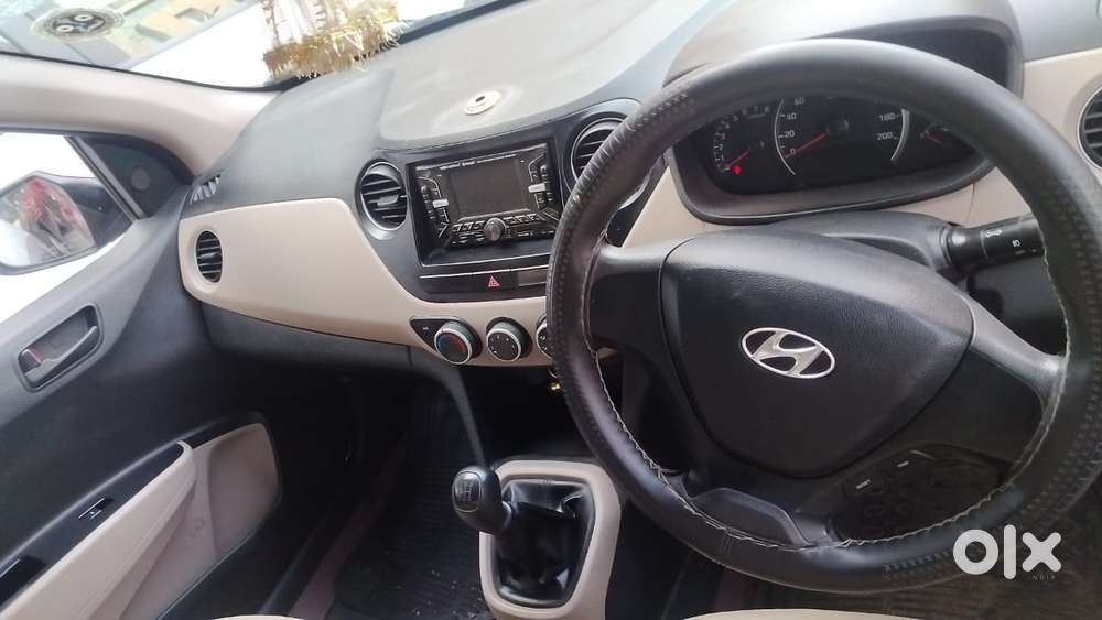 Hyundai Grand I10 2013-2016 Sportz, 2014, Petrol