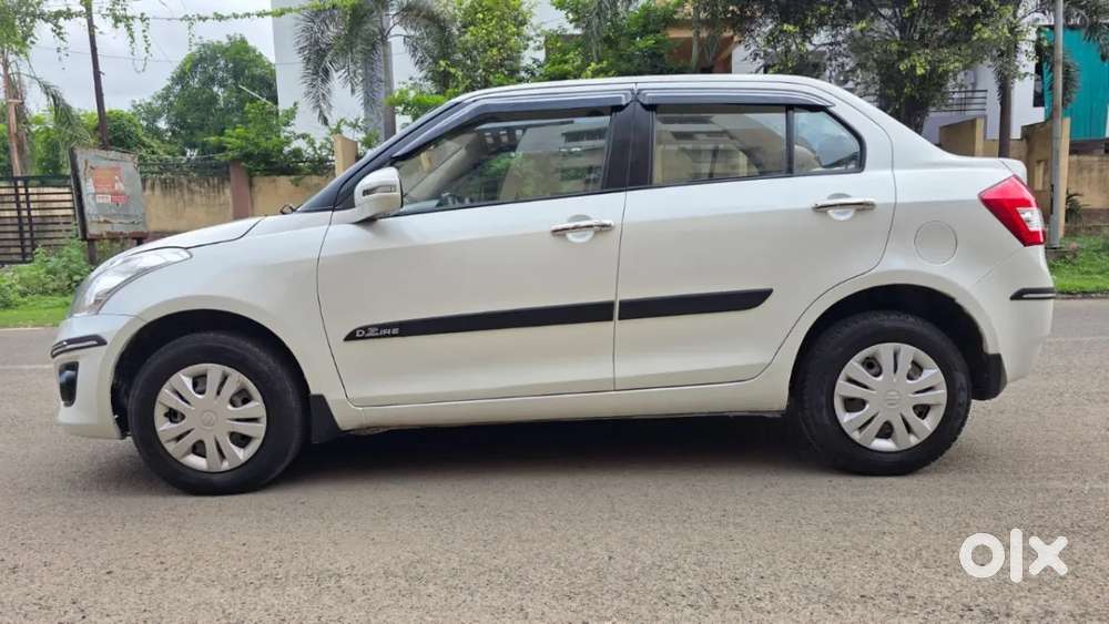 Maruti Suzuki Swift Dzire 1.3 Vxi, 2014, Petrol