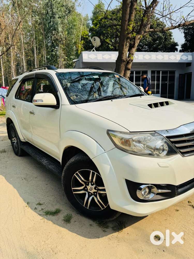 Toyota Fortuner 2013