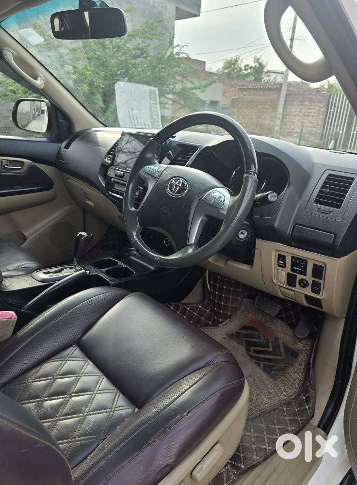 Toyota Fortuner 3.0 4x2 Automatic, 2016, Diesel