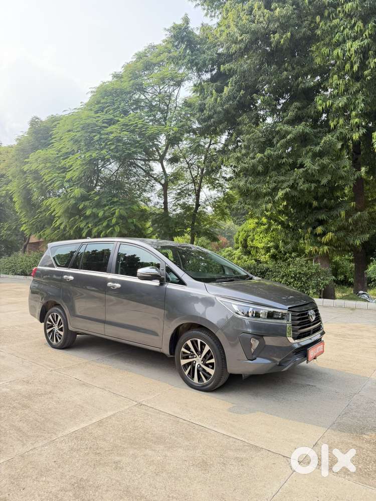 Toyota Innova Crysta 2.4 Z 7 Str, 2023, Diesel