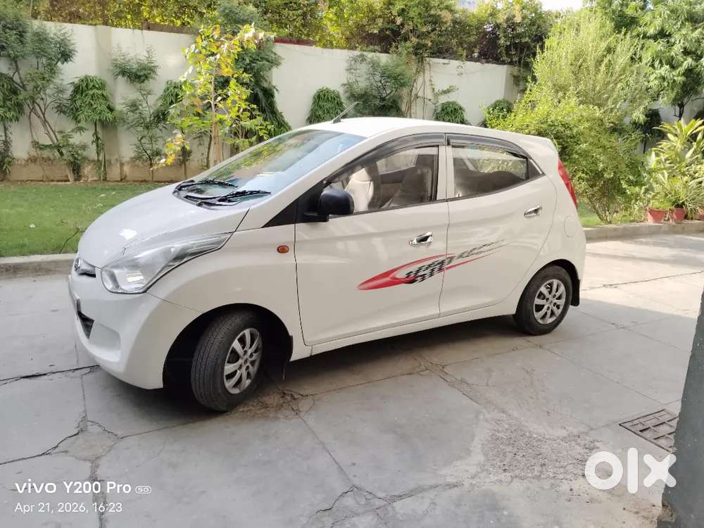 Hyundai Eon 2012 Lpg 82000 Km Driven