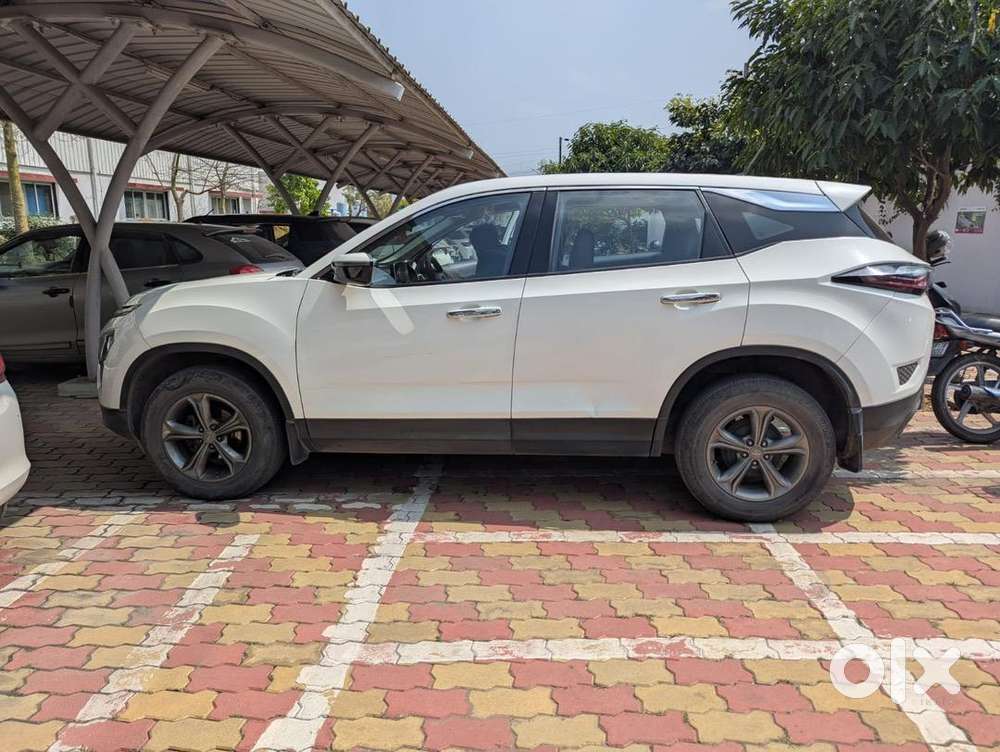 Tata Harrier 2020 Diesel Well Maintained Car With Sunroof