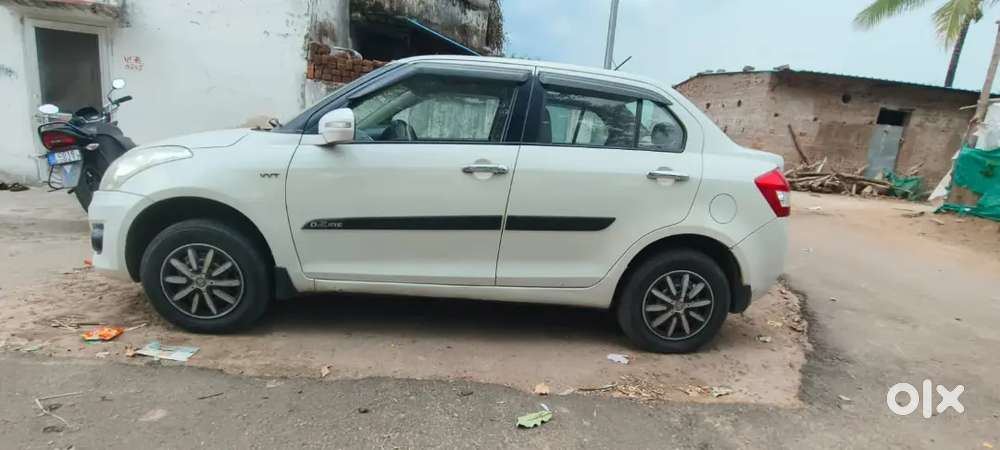 Maruti Suzuki Dzire 1.2 Lxi 2015