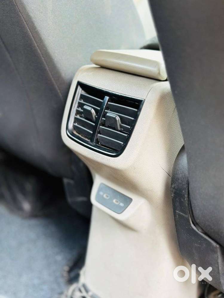 Volkswagen Taigun 1.0 Tsi Highline At, 2022, Petrol