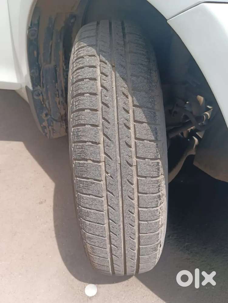 Maruti Suzuki Swift Dzire 2015