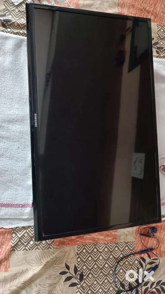 32 Samsung LED Tv