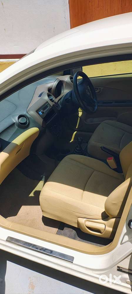 Honda Brio Ex Mt 2013 Car