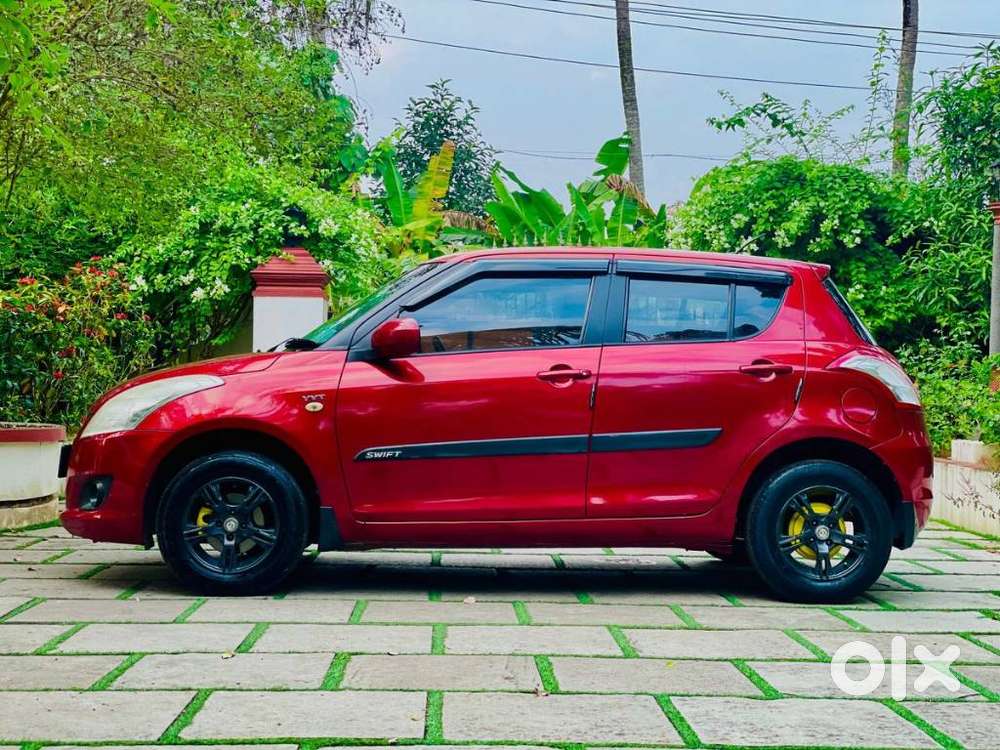 Maruti Suzuki Swift Lxi Optional-o, 2012, Petrol