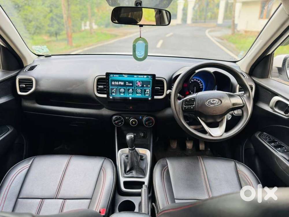 Hyundai Venue 1.2 S Plus, 2020, Petrol