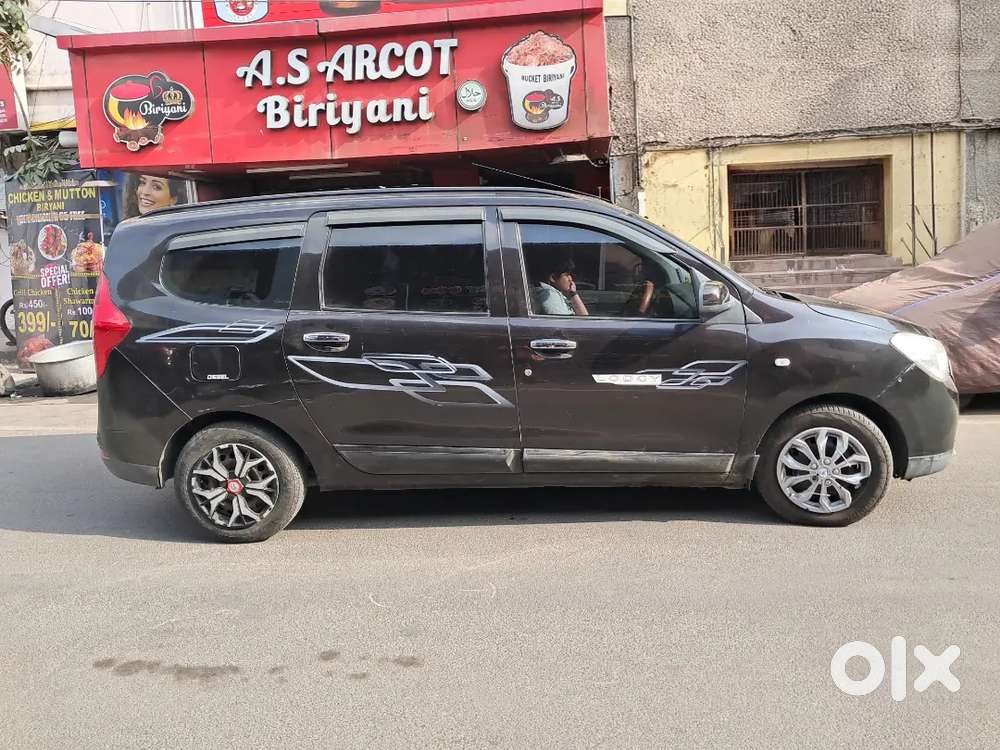 Royal Orchid Colour Renault Lodgy