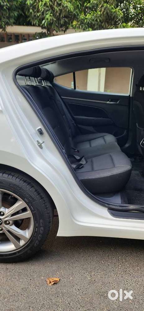 Hyundai Elantra Vtvt Sx, 2017, Petrol