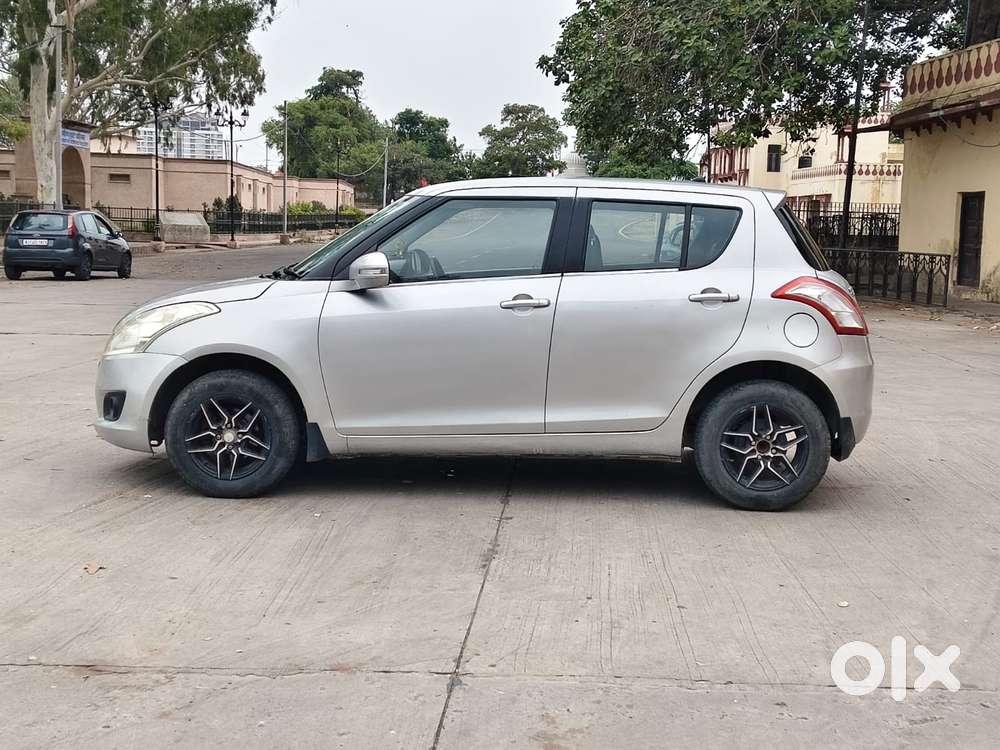Maruti Suzuki Swift Vxi Ags, 2014, Petrol