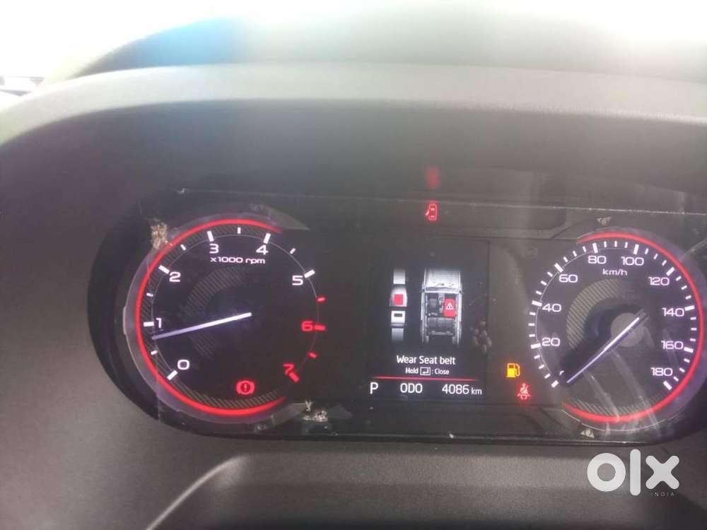 Mahindra Thar Roxx / Brand New 2025