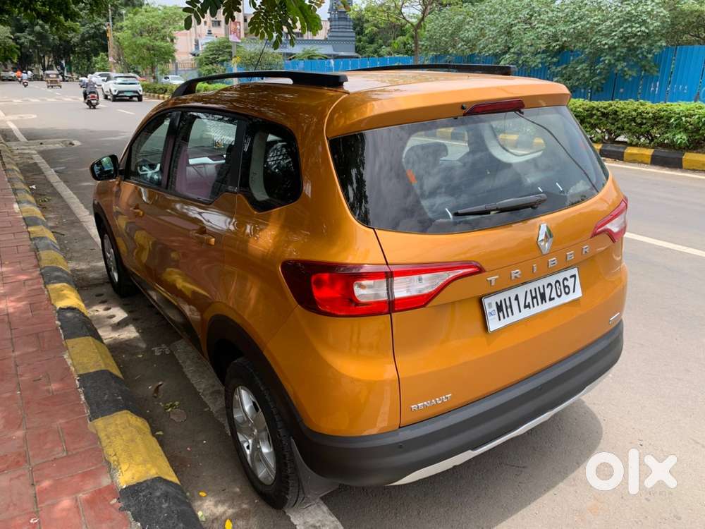 7 Seater With 22 Km/liter Mileage.(check Photos)