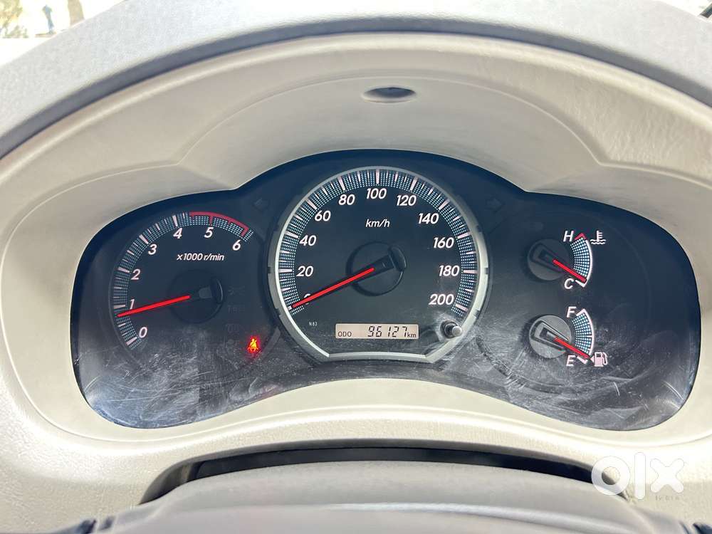 Toyota Innova 2.5 V 8 Str, 2014, Diesel