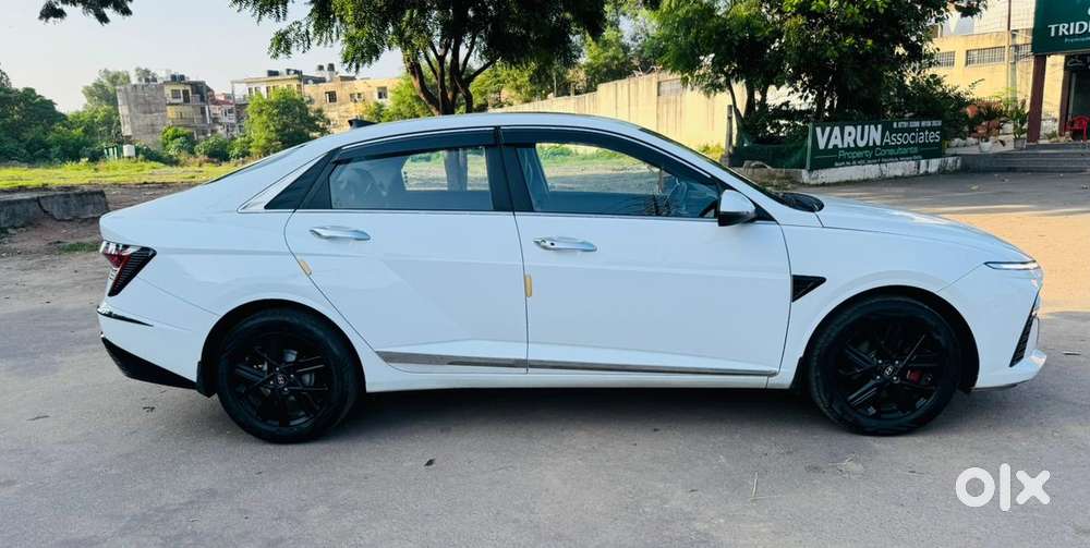 Hyundai Verna 1.5 Sx Turbo Petrol Mt, 2023, Petrol