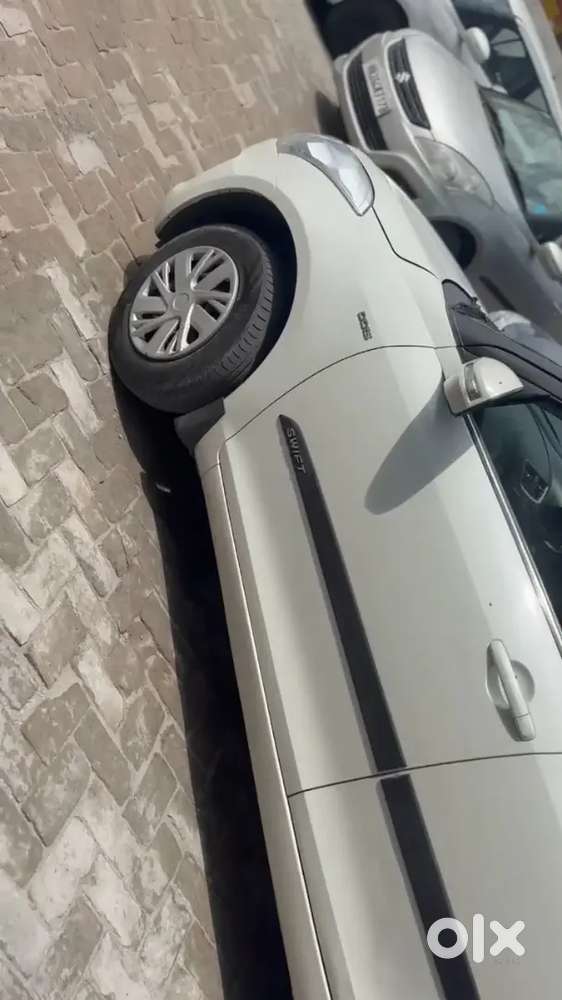 Maruti Suzuki Swift 2016 Diesel 78000 Km Driven