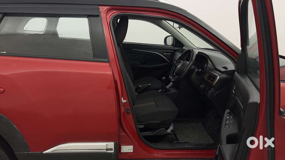 Maruti Suzuki Brezza 1.5 Zxi Smart Hybrid Dual Tone, 2023, Petrol