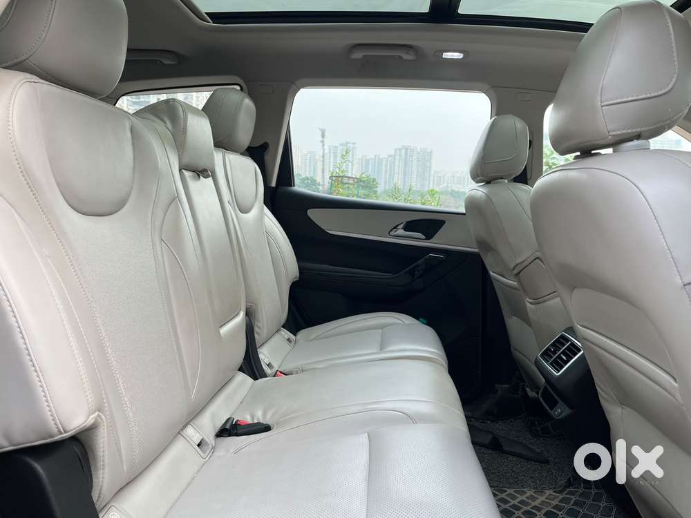 Mahindra Xuv700 2.2 Ax 7 Diesel Mt Str, 2023, Diesel