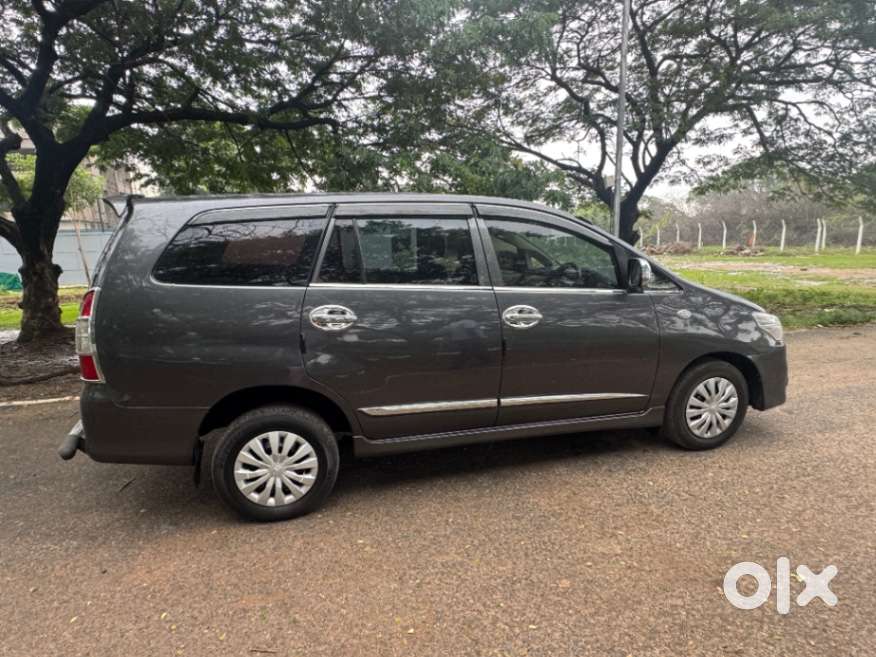 Toyota Innova, 2015, Diesel