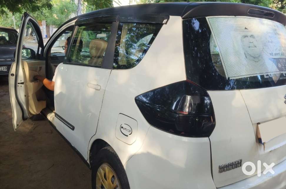 Maruti Suzuki Ertiga Vxi Abs Bs Iv, 2012, Petrol