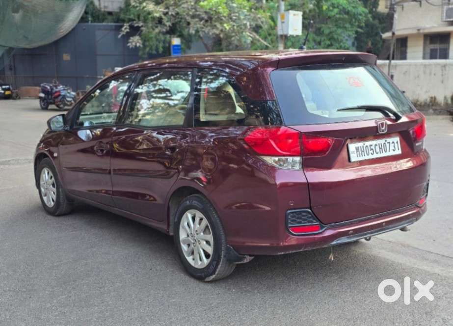 Honda Mobilio 1.5 V I-vtec, 2014, Cng & Hybrids