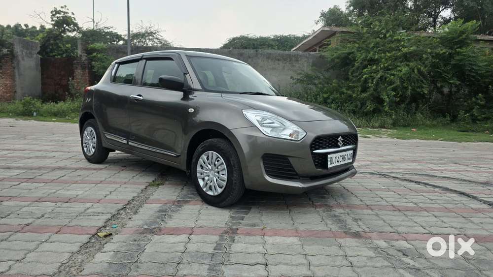 Maruti Suzuki Swift 1.2 Lxi (o), 2023, Petrol