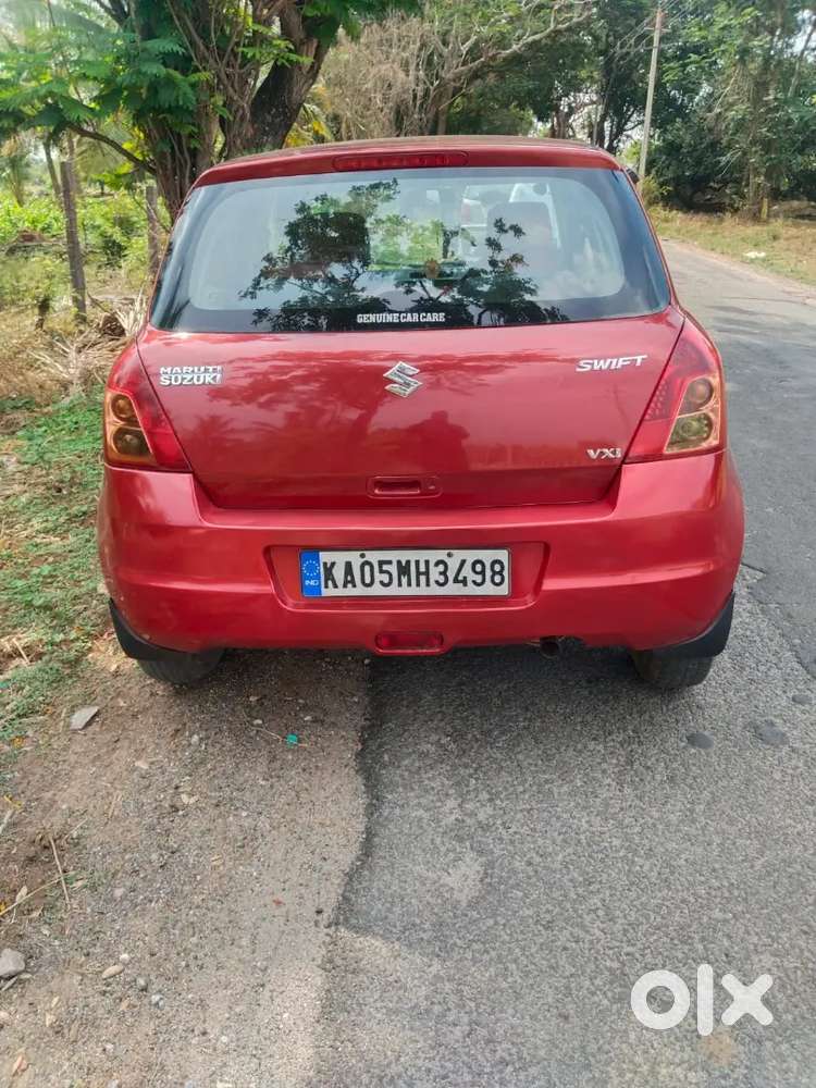 Maruti Suzuki Swift 2010 Petrol 100000 Km Driven