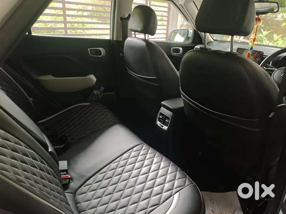 Hyundai New Venue 2022 Petrol 11000 Km Driven