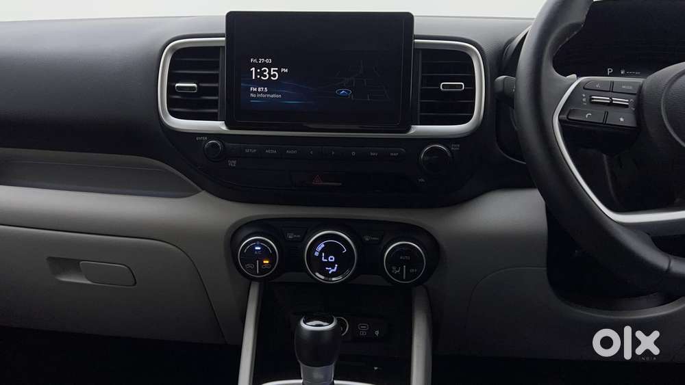 Hyundai Venue 1.0 Sx (o) Turbo Dct, 2023, Petrol