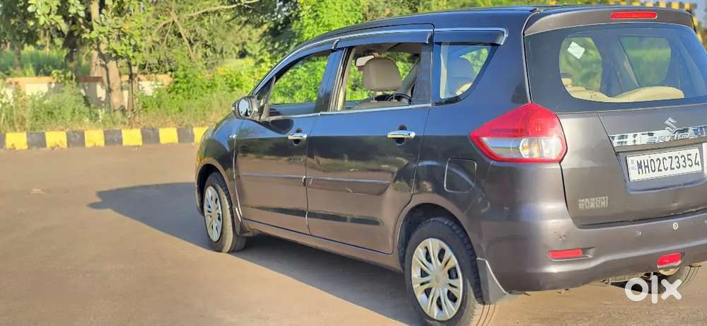 Maruti Suzuki Ertiga Vxi (cng) 2013