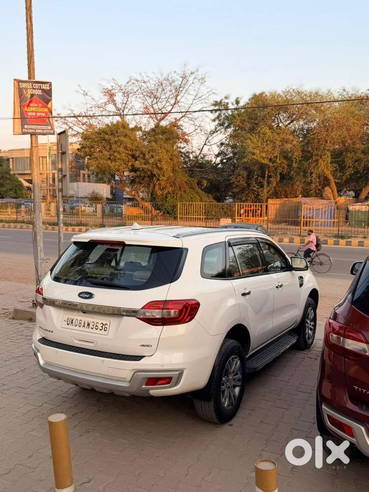 Ford Endeavour 3.2 Titanium At 4x4, 2017, Diesel