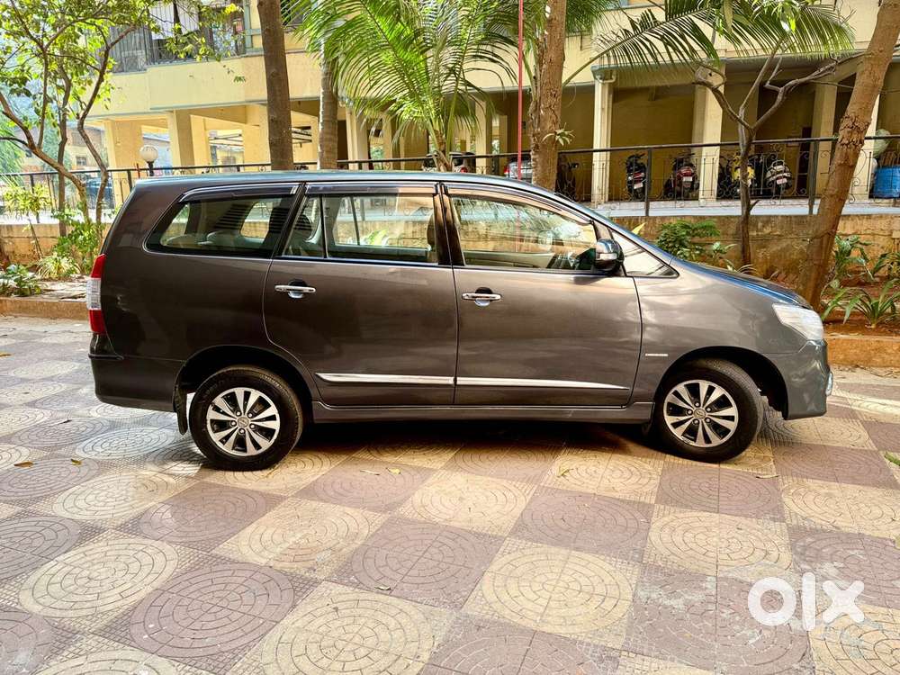 Toyota Innova 2.5 Vx 7 Seater Bs Iv, 2015, Diesel