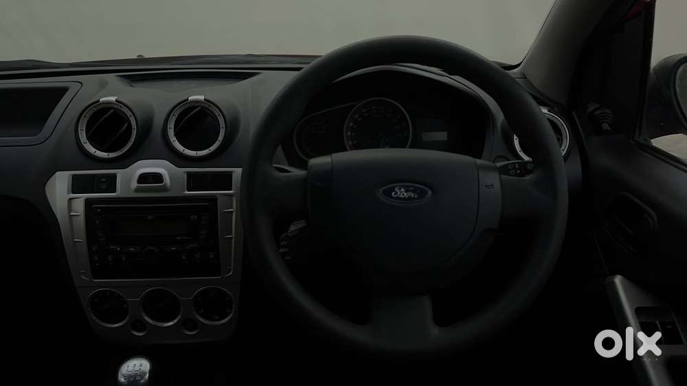 Ford Figo 2010-2012 Petrol Zxi, 2013, Petrol