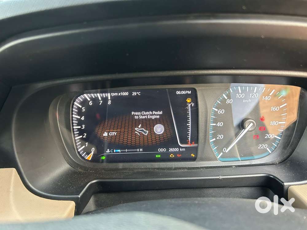 Tata Punch 1.2 Revotron Creative Ira Pack Mt Kaziranga Edition, 2022..