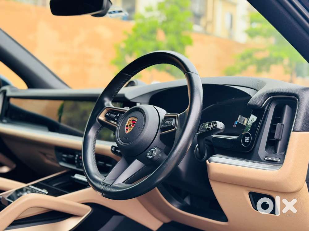 Porsche Cayenne 3.6 Base, 2024, Petrol