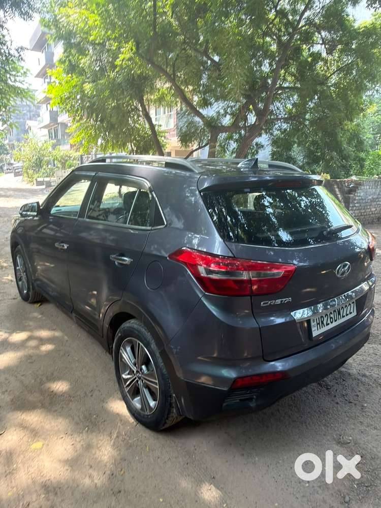 Hyundai Creta Petrol 2018 Top Model, Company Service Record No Bargain
